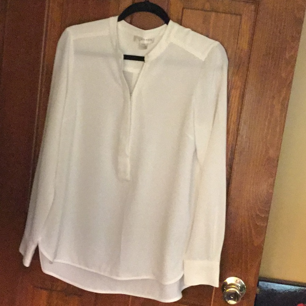 Beautiful cream tunic with 3/4 zip front